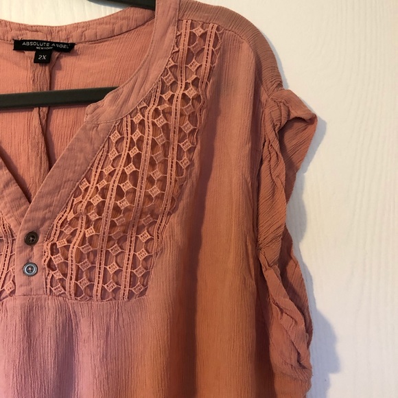 Pink top - Picture 2 of 6